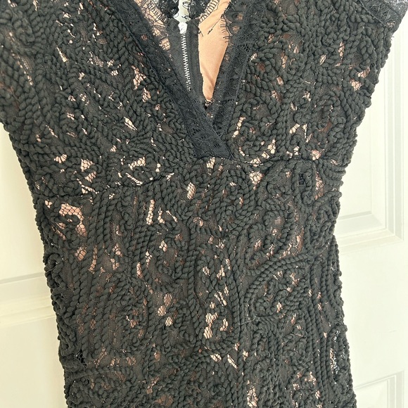 A. Peach Plunging Black Lace Bodycon Mini Dress - Picture 6 of 9